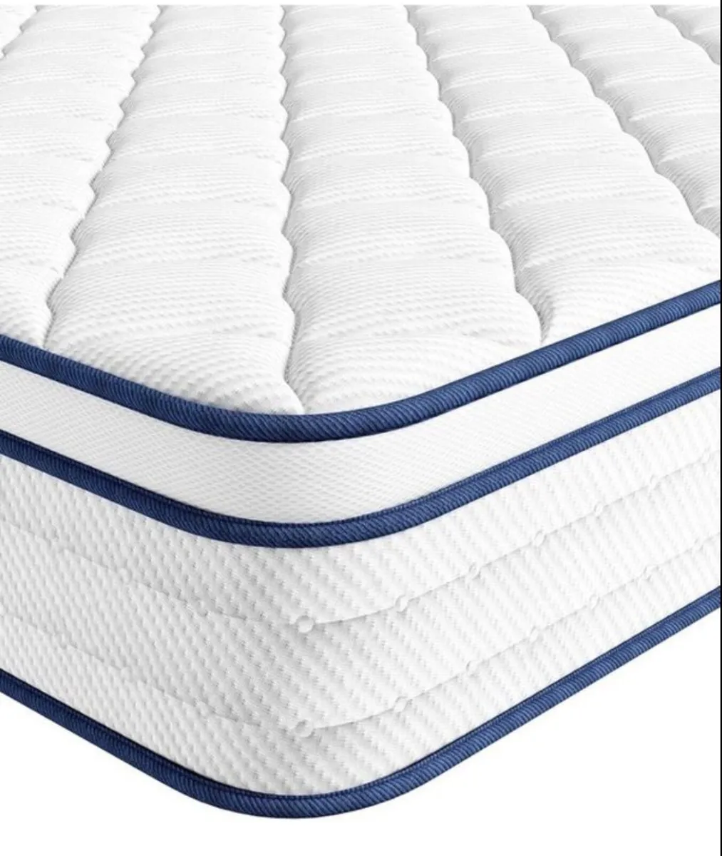 Double Mattress 4FT6, Memory Foam and 7-Zone Pocke - Image 2