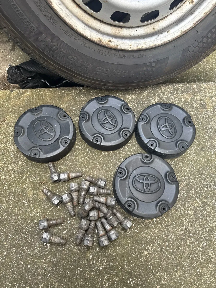 4x Steel Wheels + Tyres 195/65 R15 - Image 2