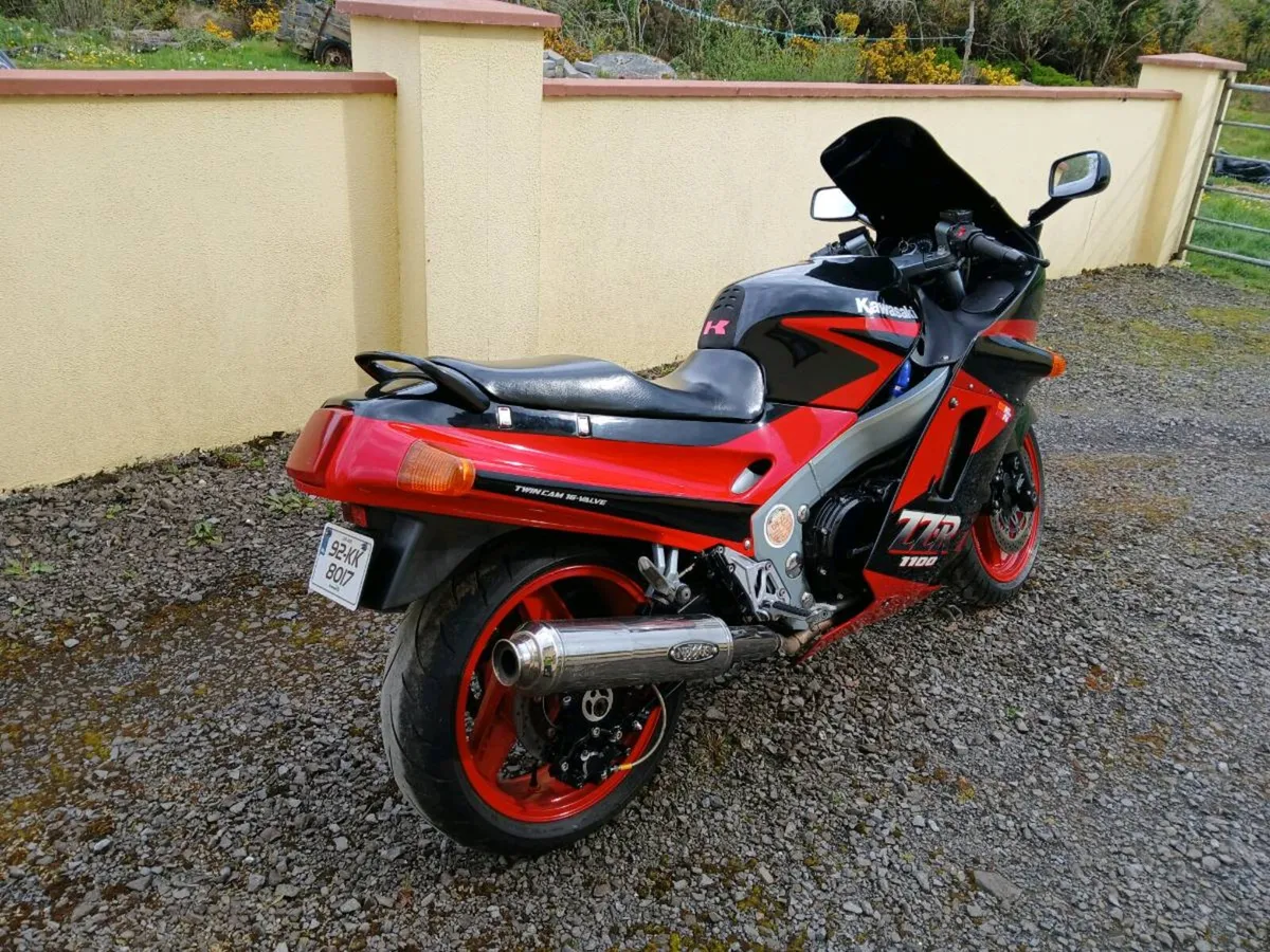 1992 Kawasaki  ZZR 1100 - Image 4