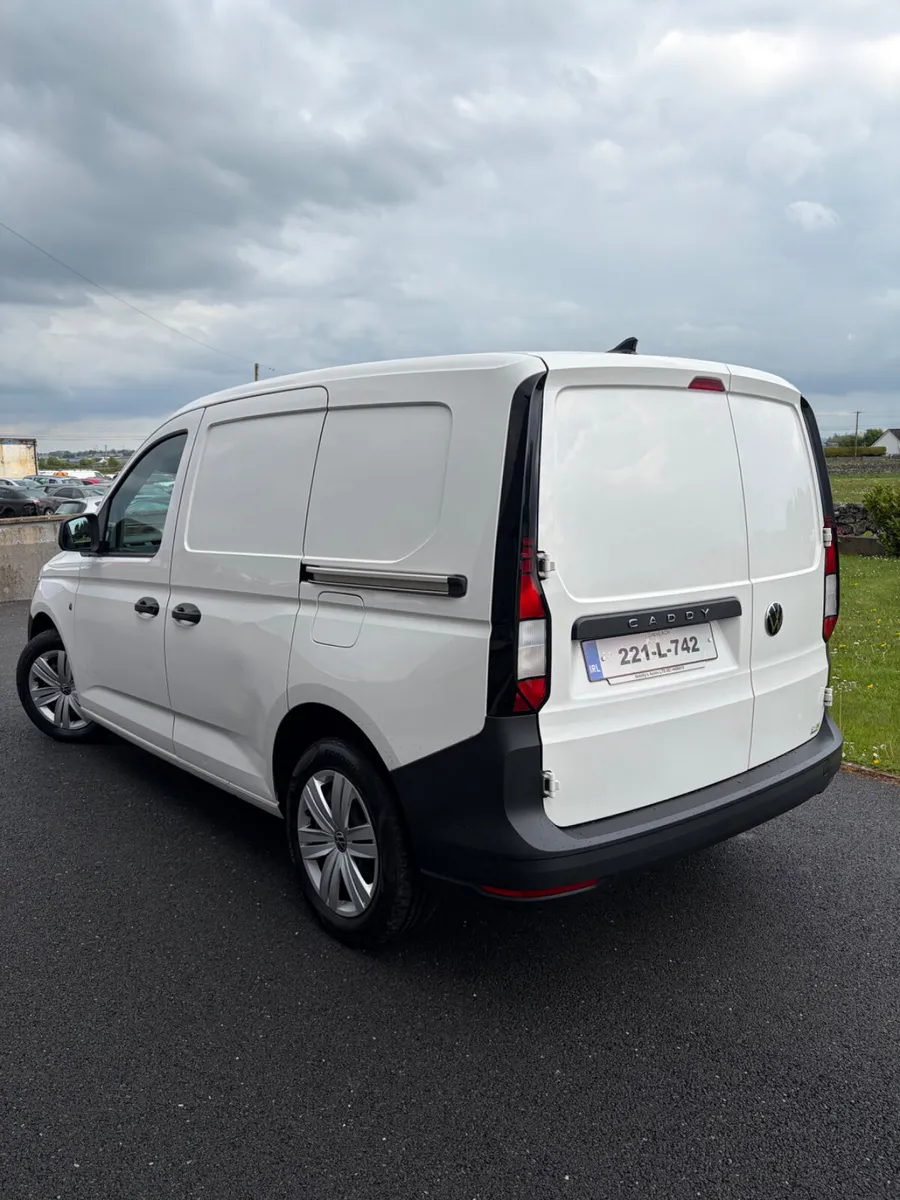 Volkswagen Caddy 2022 - Image 3