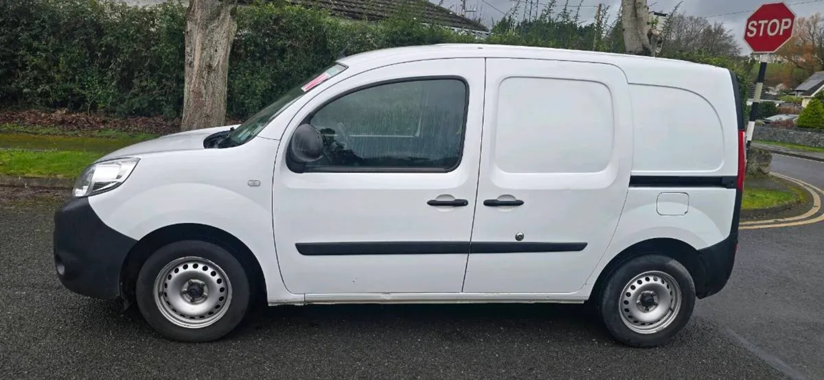 The car is like new. Any inspection is welcome. - Image 2