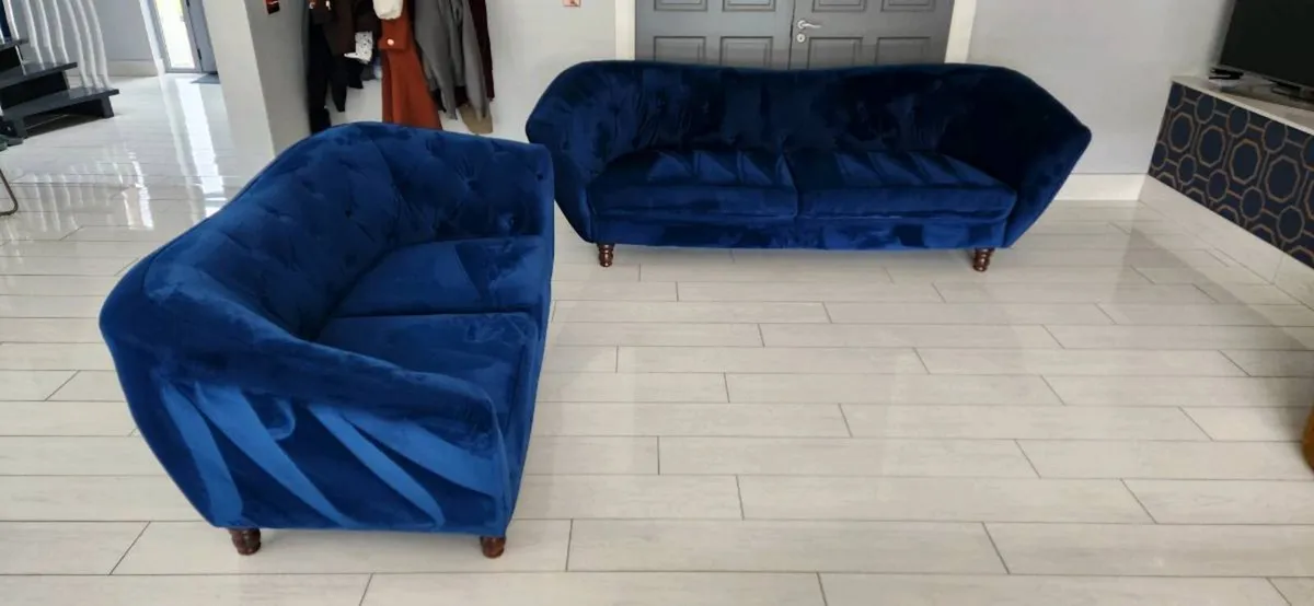 2 & 3 Seater Sofa Set - Image 1