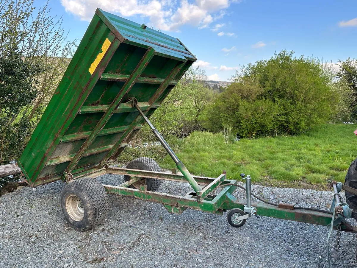 Tractor trailer 8X5 with tipper - Image 3