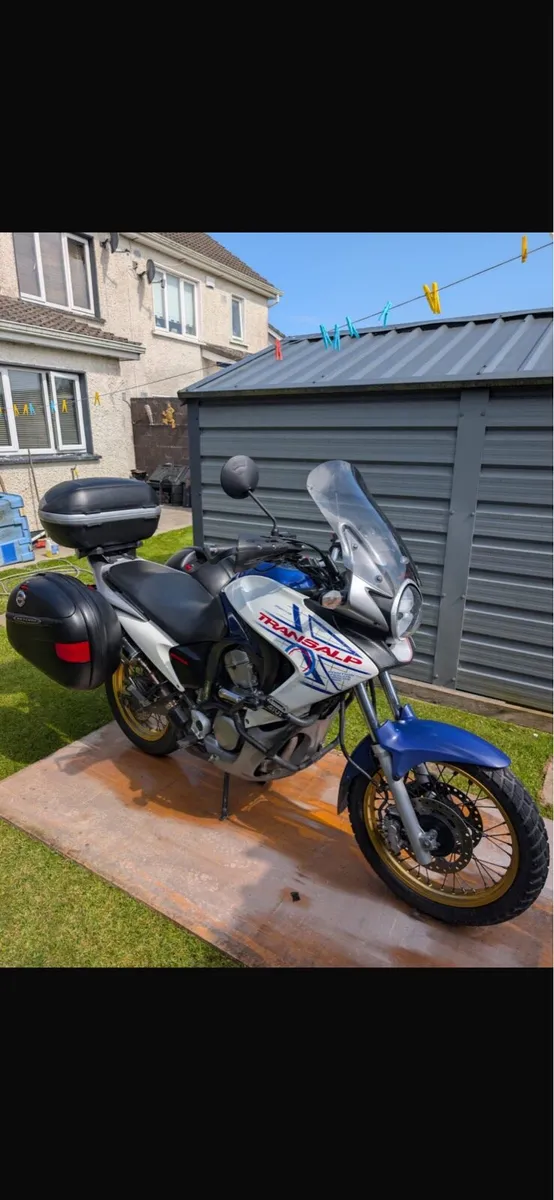 Honda  Transalp XL700V - Image 1