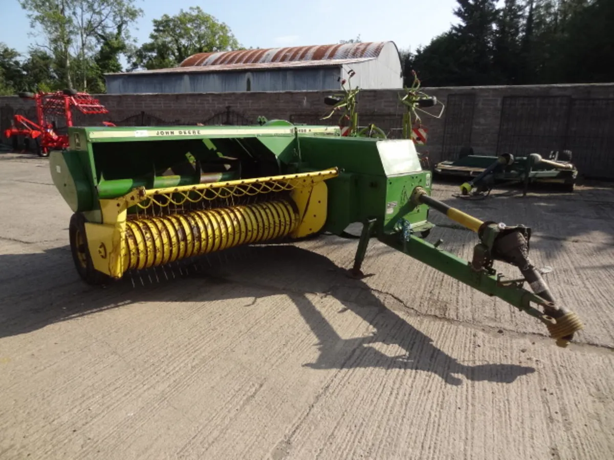 John Deere 456A Conventional Square Baler - Image 4
