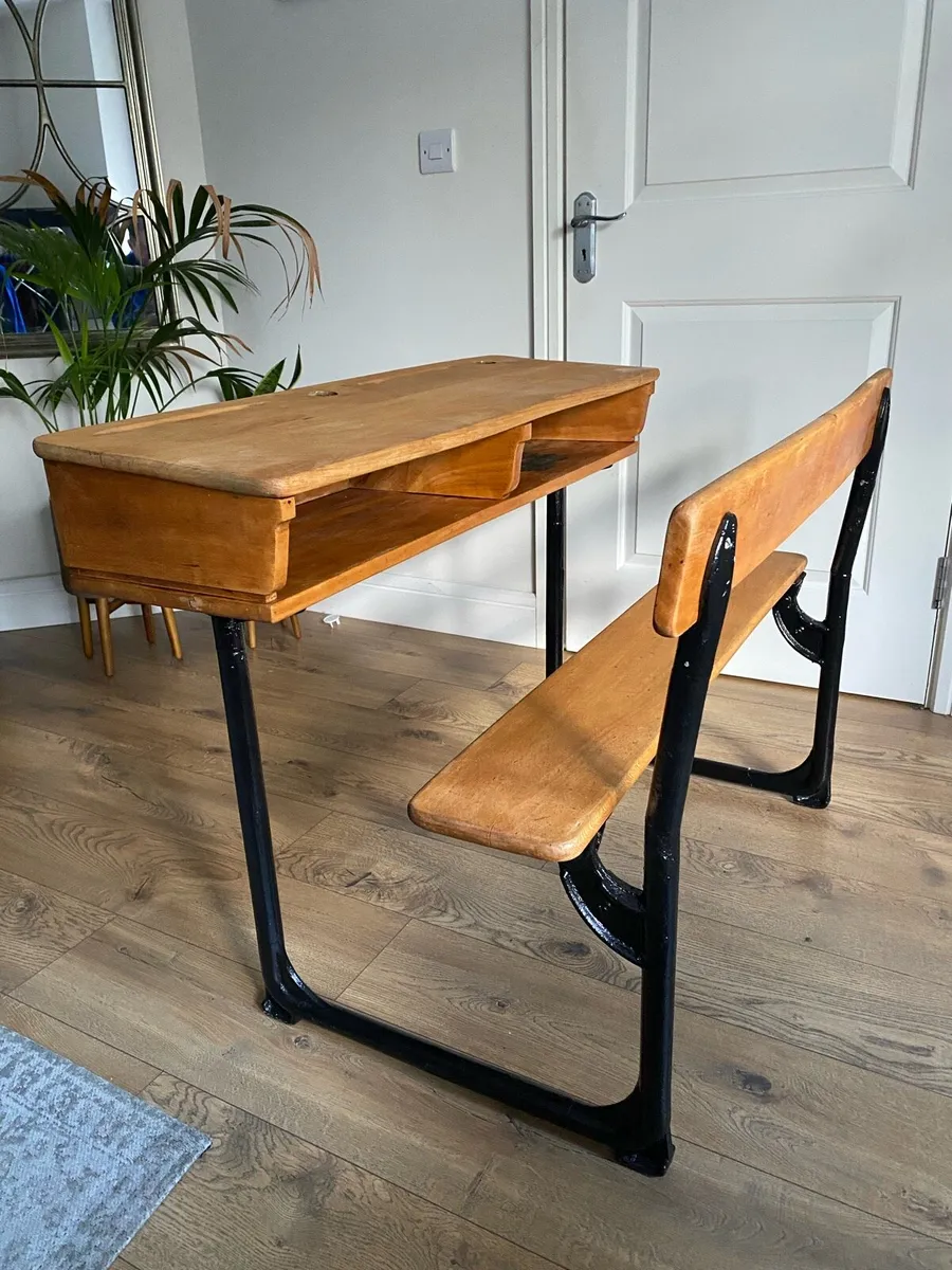 Old desk - Image 2