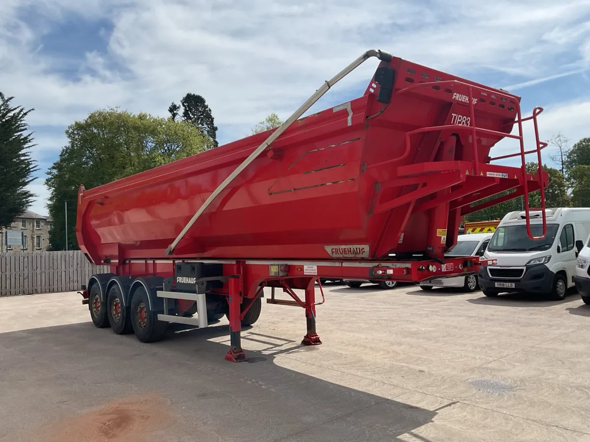 2021 FRUEHAUF Tri Axle Steel Aggregate Tipper - Image 2