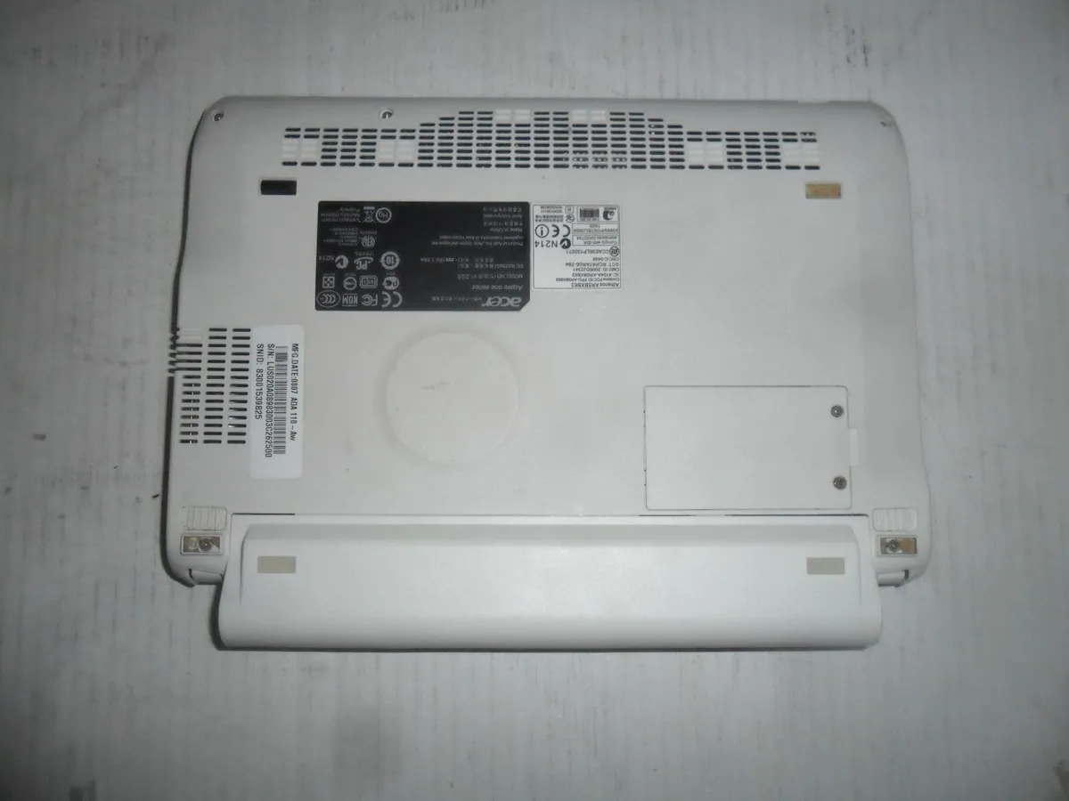 Acer Aspire one series - Image 4
