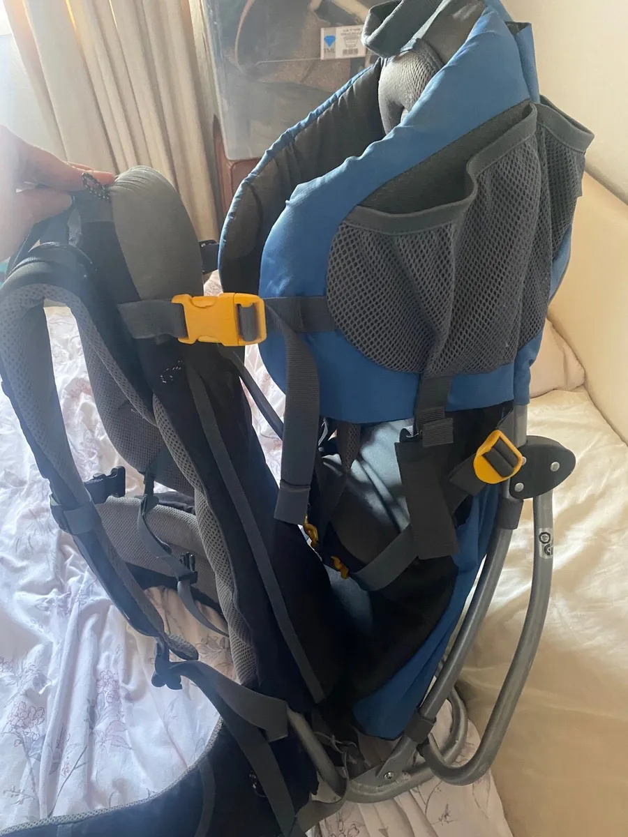 Dueter child carrier - Image 2