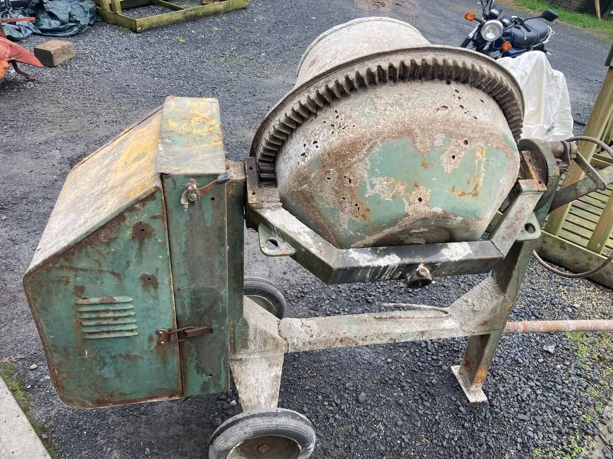 Cement mixer - Image 4