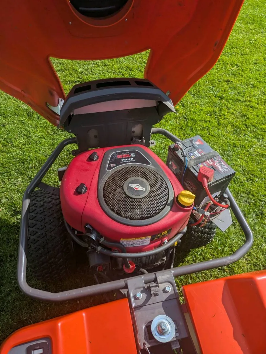 Ride on lawnmower - Image 3