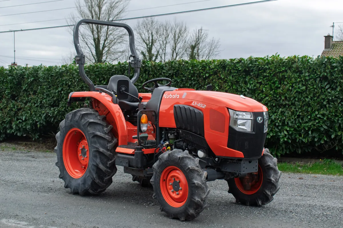 2023 Kubota L1-452 - Image 3