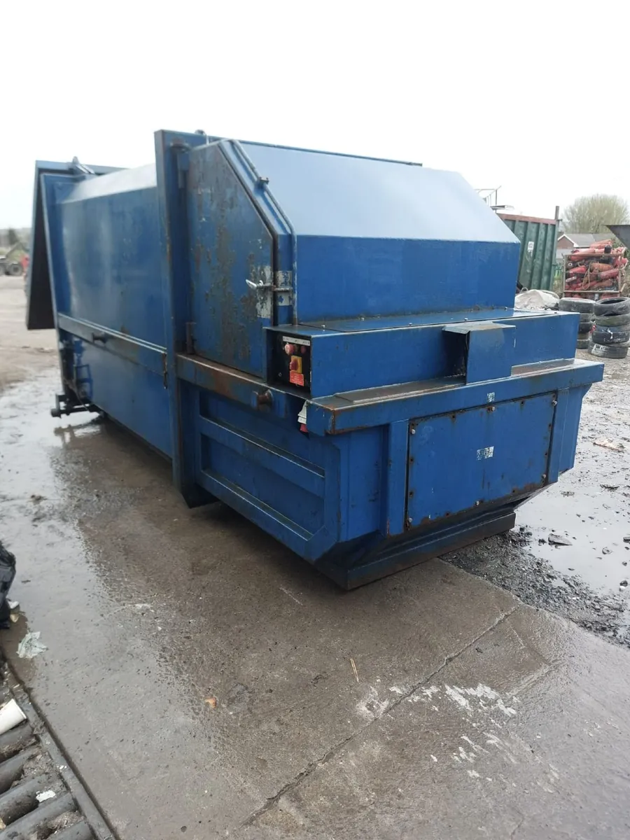 Compactor - Image 3