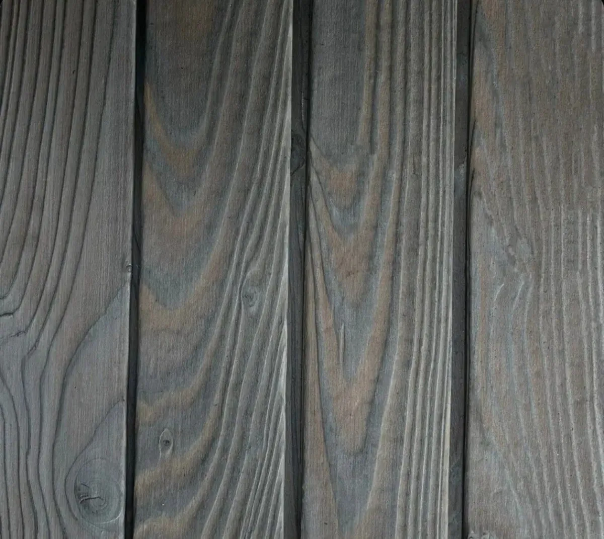Charred larch timber (shou sugi ban / yakisugi) - Image 4