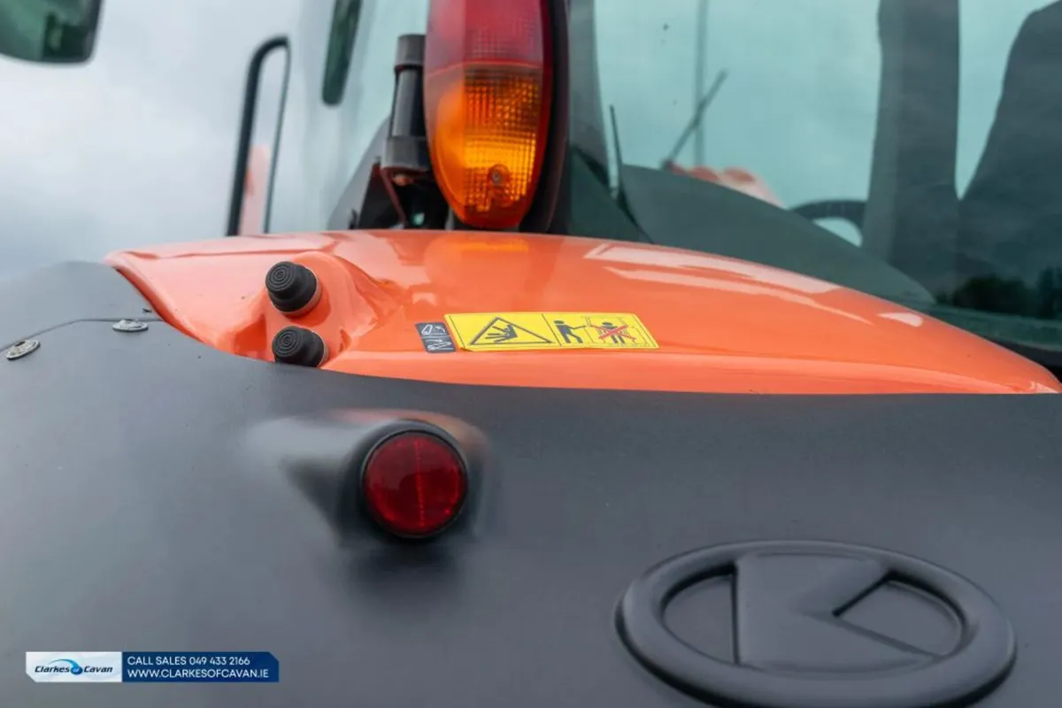 2017 Kubota M110GX-II - Image 2