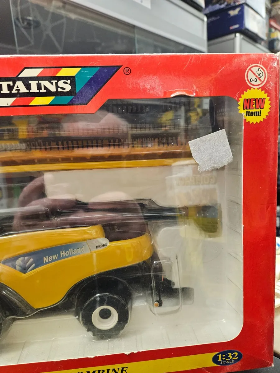 Britain's New Holland Combine Harvester - Image 2
