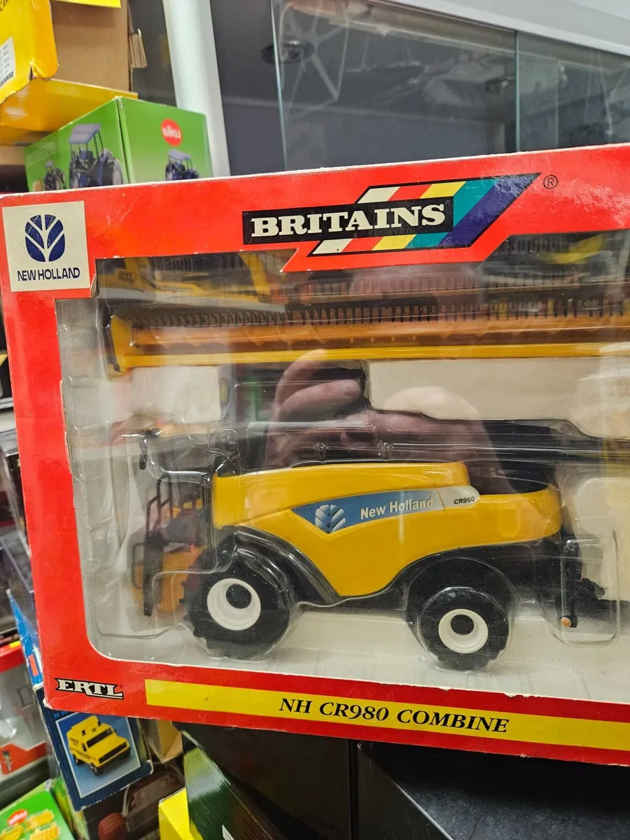 Britain's New Holland Combine Harvester - Image 4