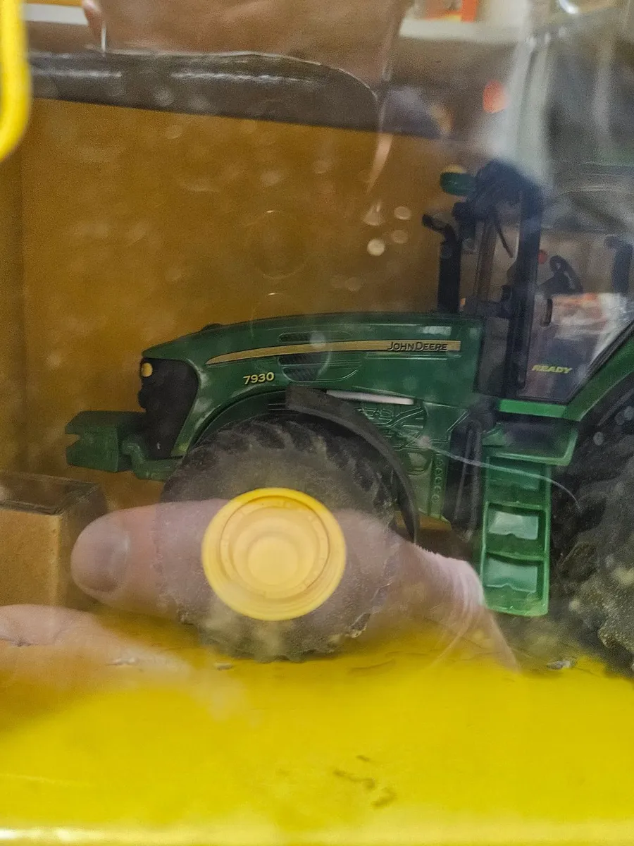 Britain's John Deere 7930 Tractor - Image 4