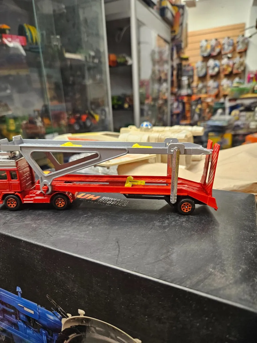 Corgi Volvo Car Transporter - Image 3