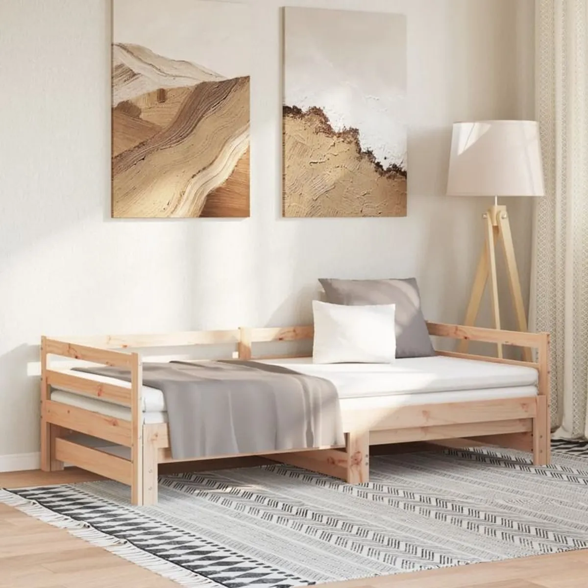 Pull out day bed / sofa - Image 1