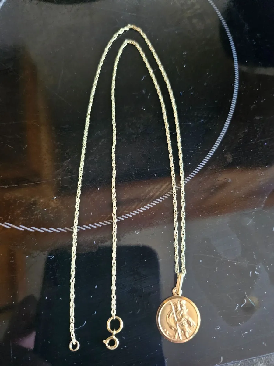 Gold chain - Image 3
