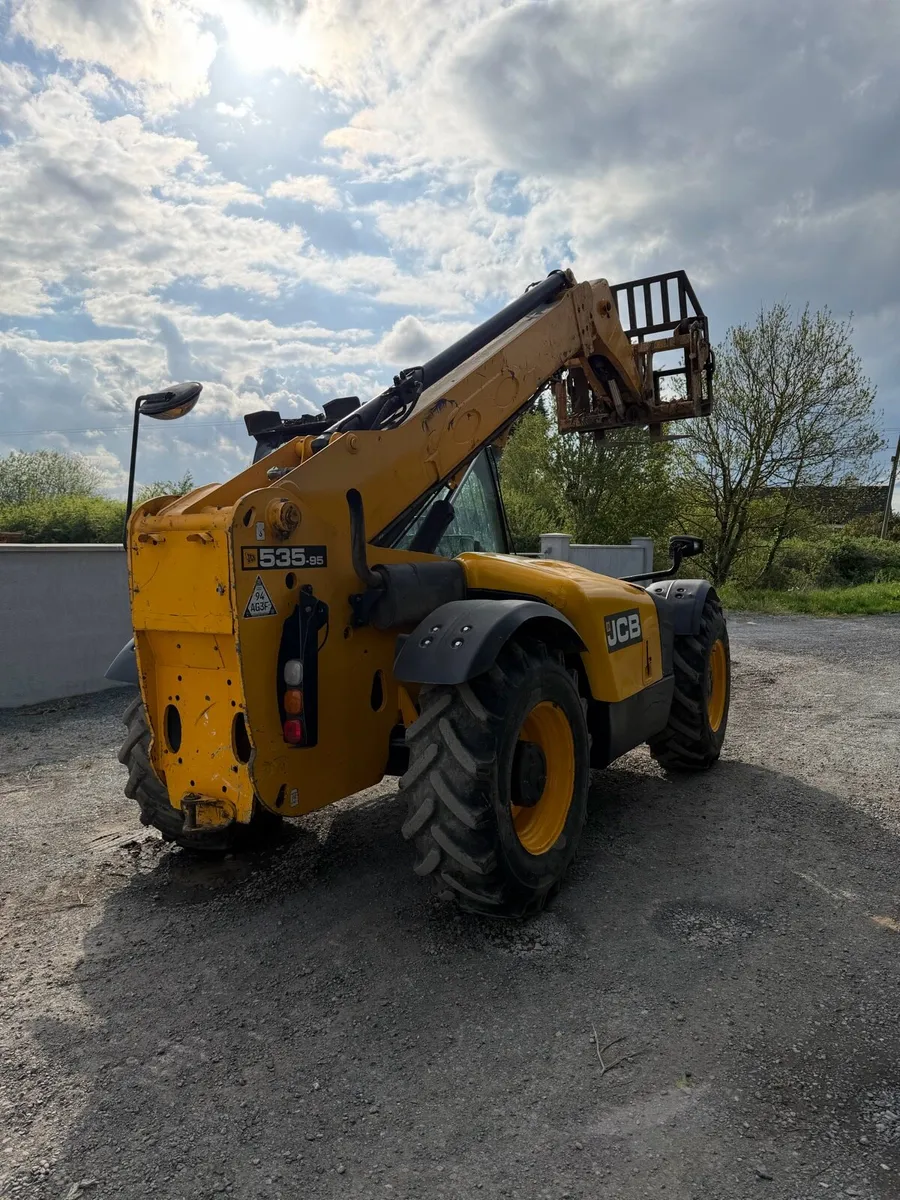 Jcb 535-95 loader - Image 4