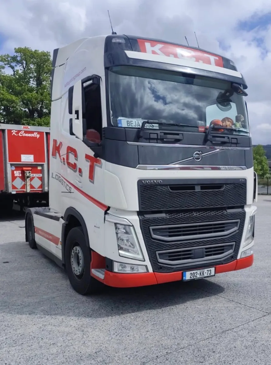 2 Remaining Volvo FH 460 units - Image 1