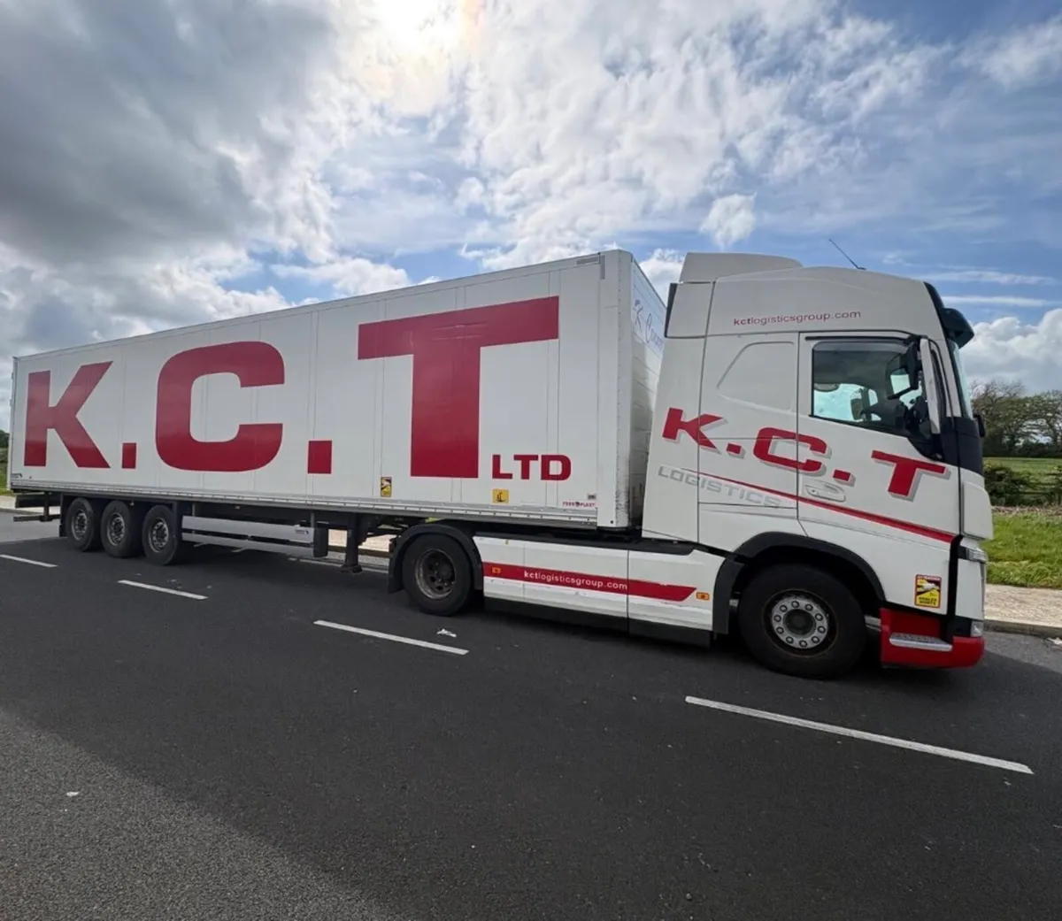 Volvo FH 460 units x 4 - Image 1