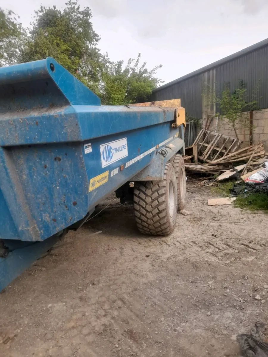 Dumptrailor - Image 1