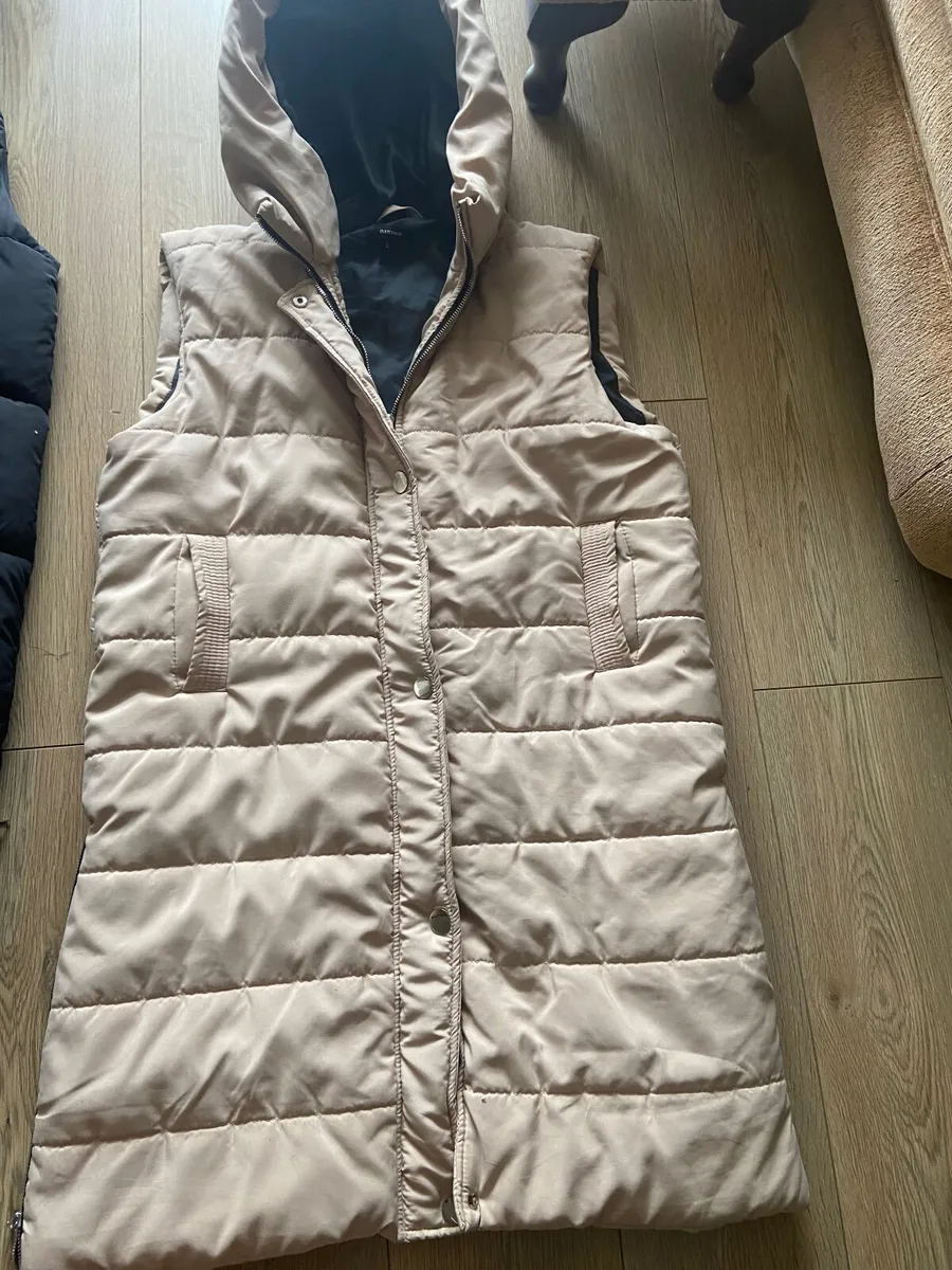 Cream jacket sleeveless - Image 1