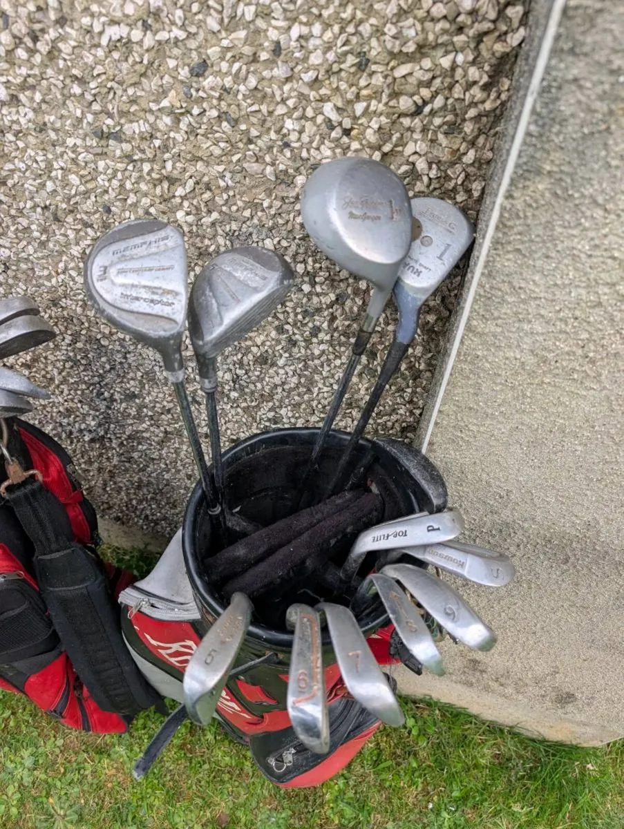 Adult mixed set of Golf clubs 100 each - Image 2