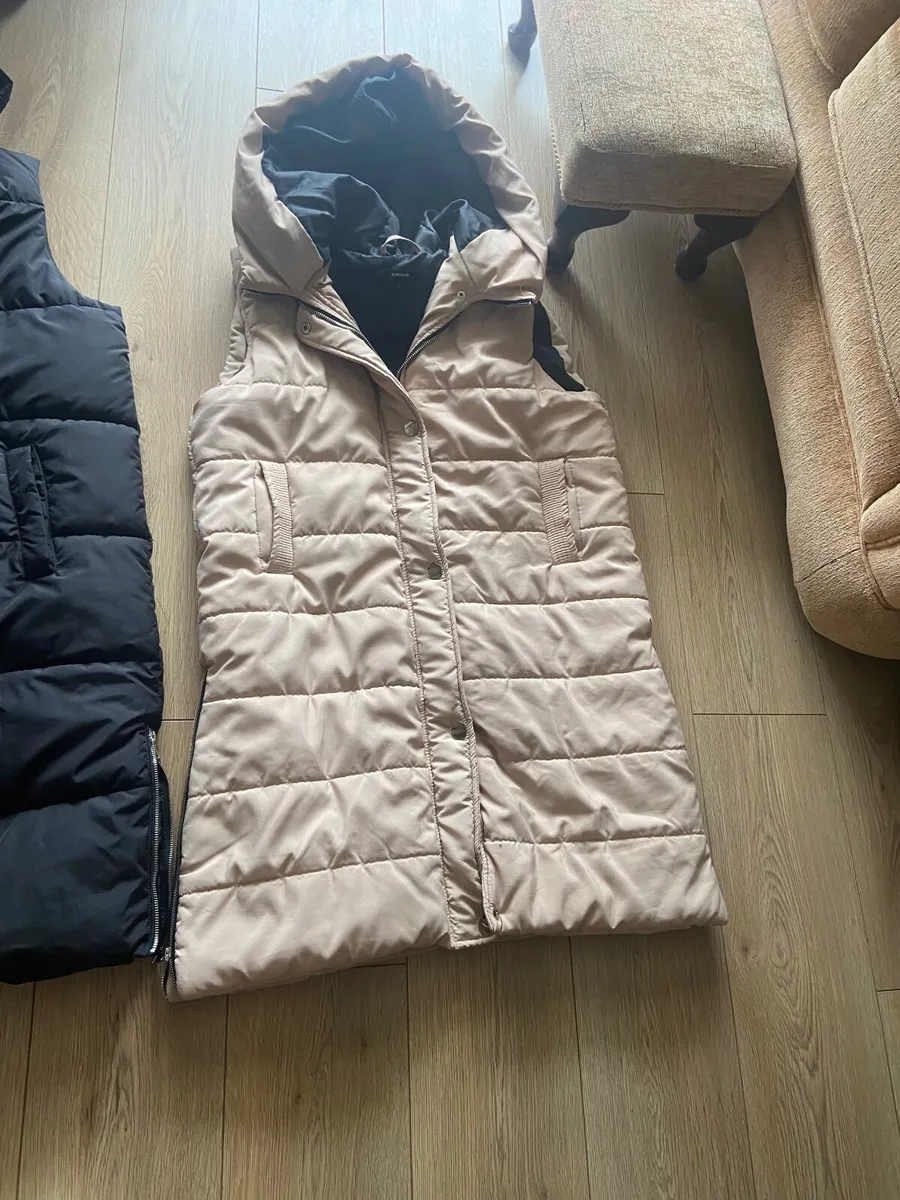 Cream jacket sleeveless - Image 2