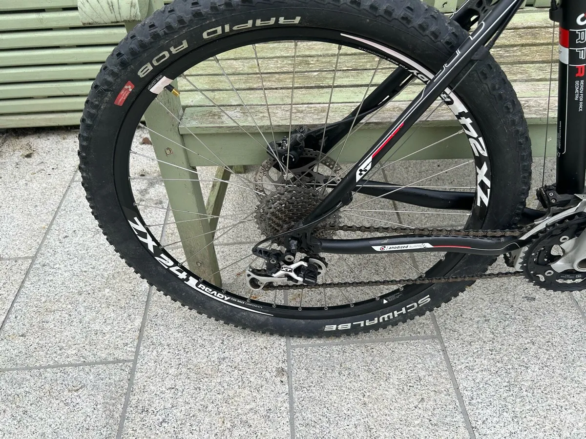 Mountain bike - Image 2