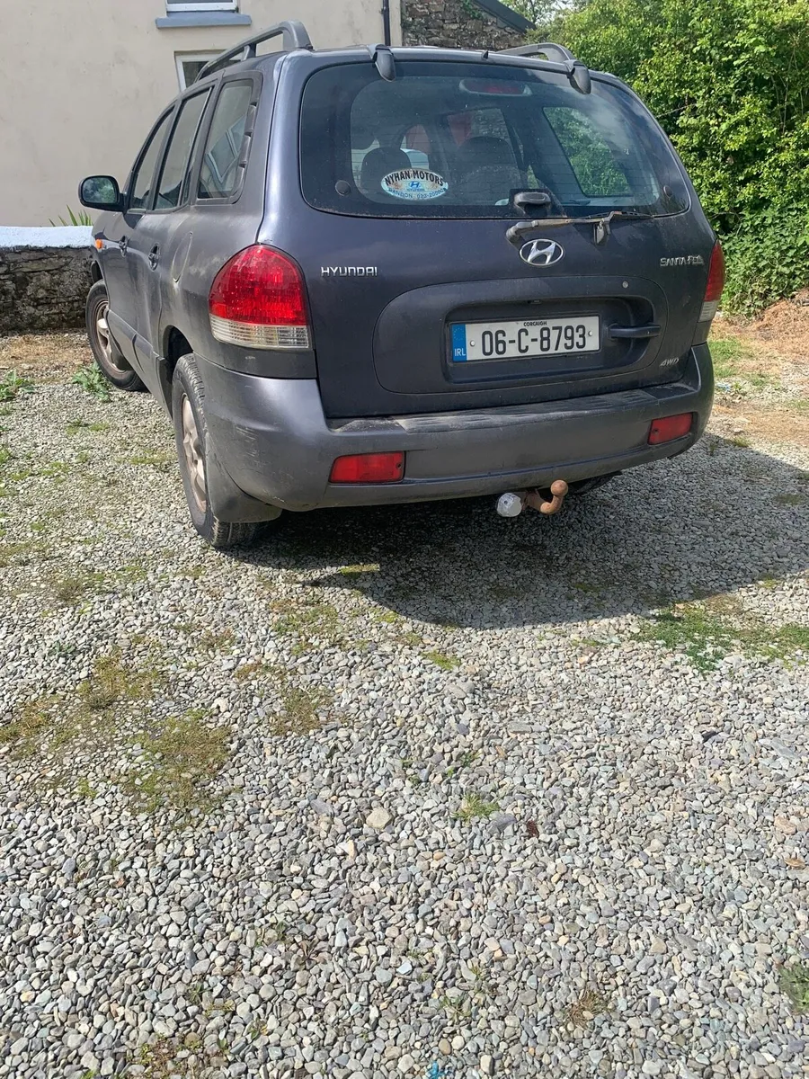 Crew cab - Image 2