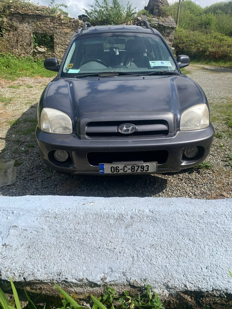 Crew cab - Image 1