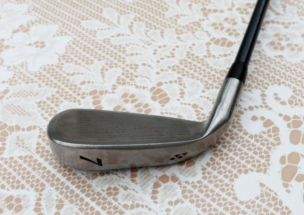 Yonex No.7 golf iron. - Image 3