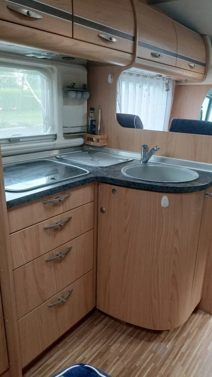 2008 Burstner Motorhome 4 Berth - Image 4