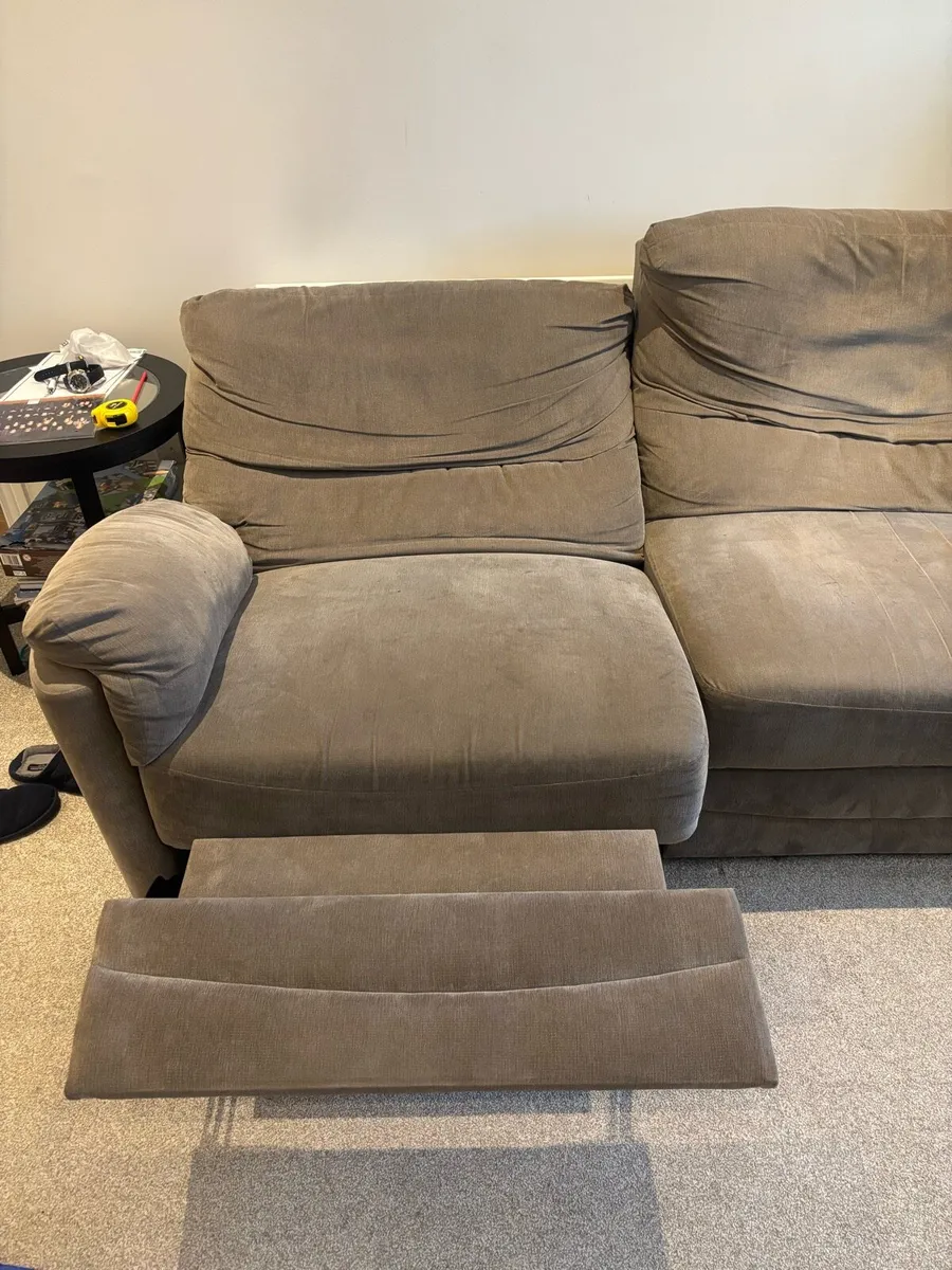 FREE 3 Seater Recliner (plug in) - Image 1