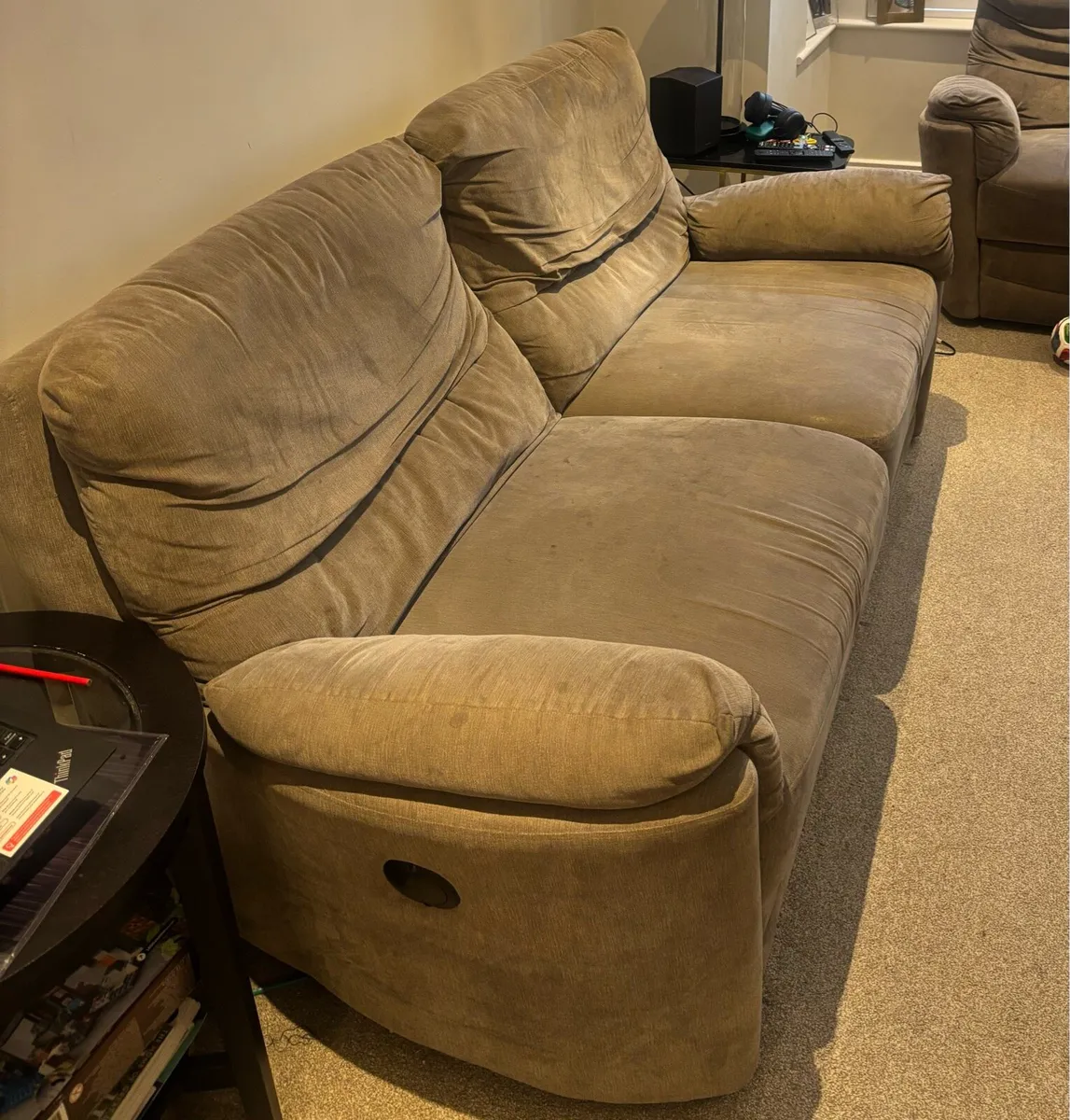 FREE 3 Seater Recliner (plug in) - Image 2