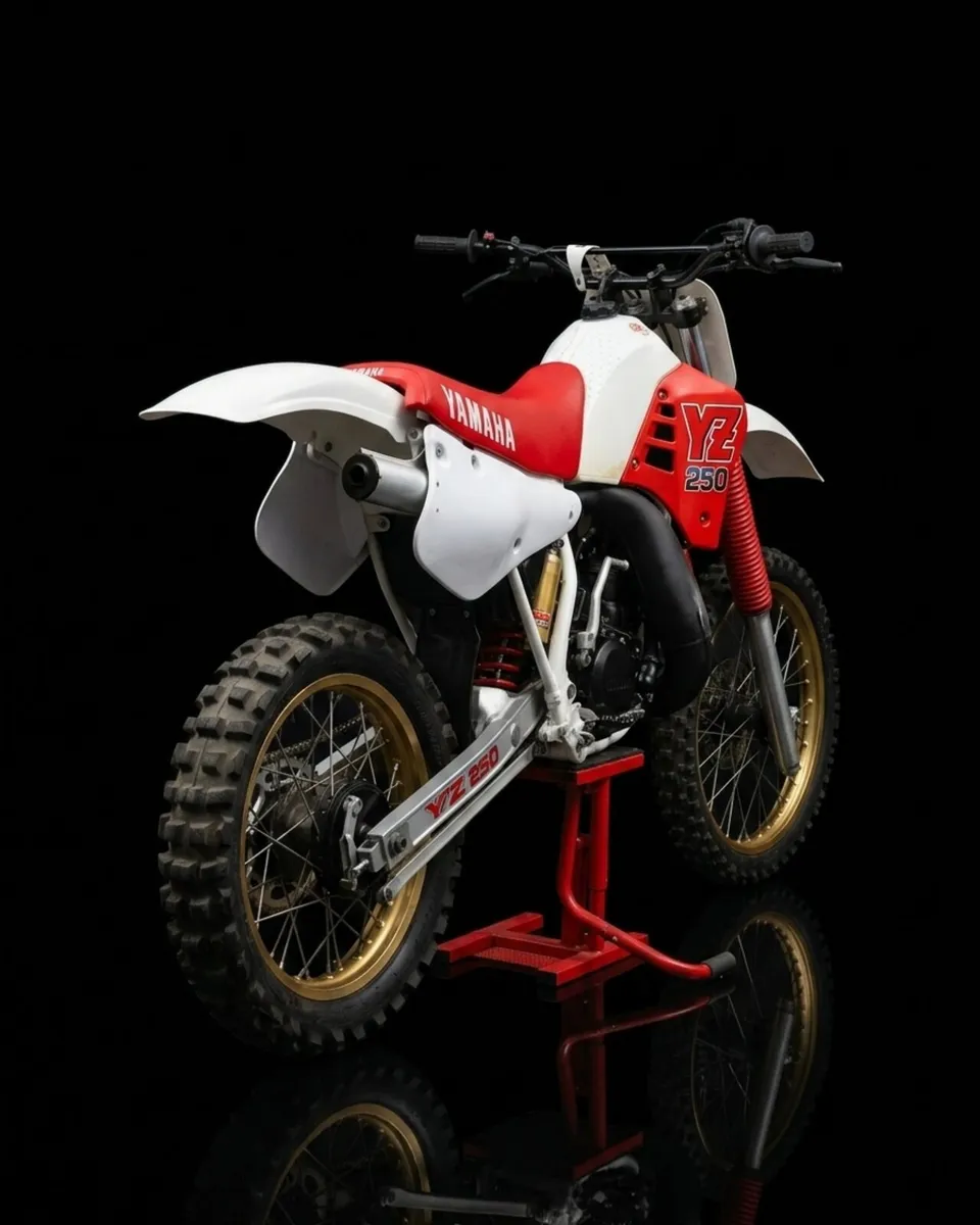 1988 Yamaha YZ 250 - Image 2