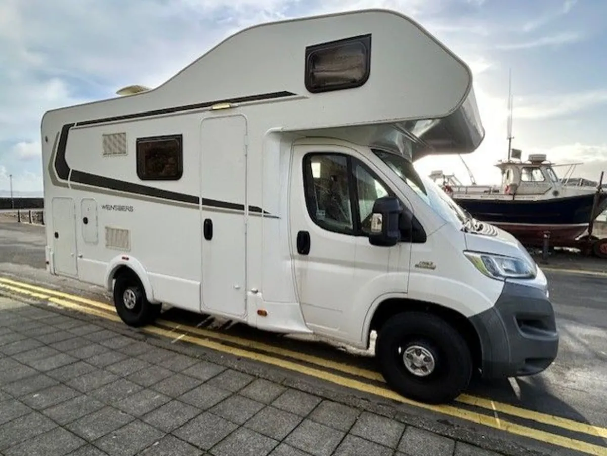 2016 WEINSBERG CARAHOME 600DKG MOTORHOME FOR SALE - Image 1