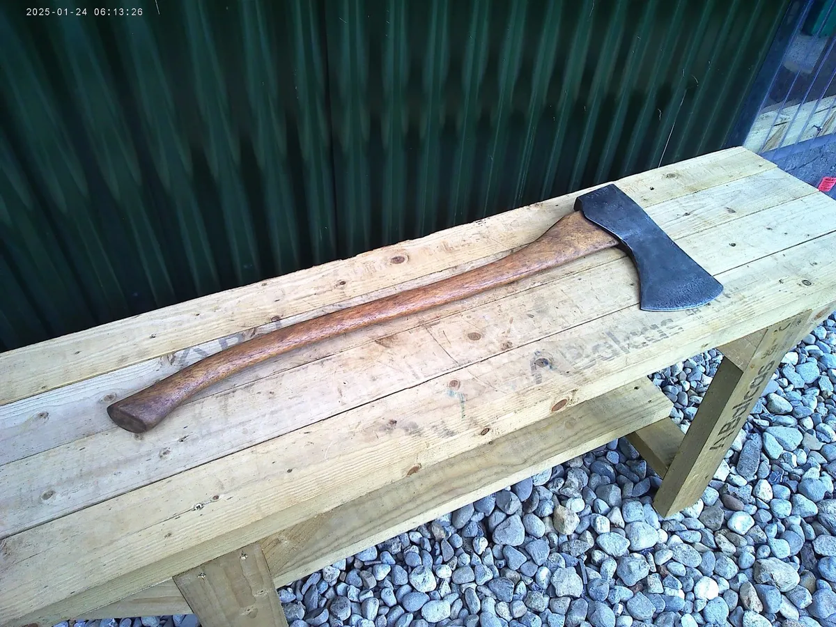 Axe - Image 2