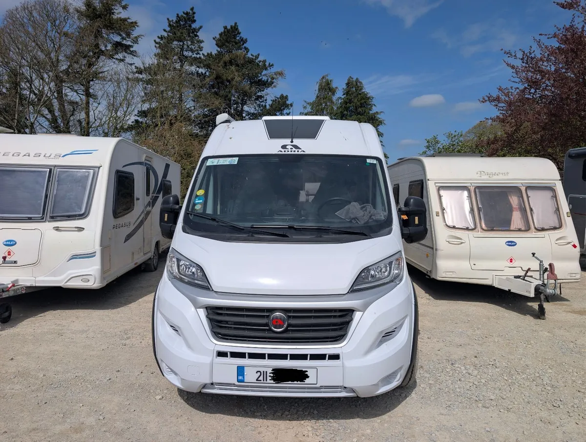 2021 Adria Twin 640 SLB Plus - Image 2