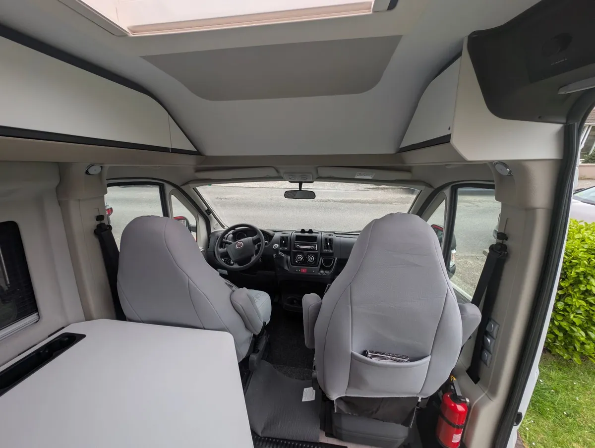 2021 Adria Twin 640 SLB Plus - Image 4