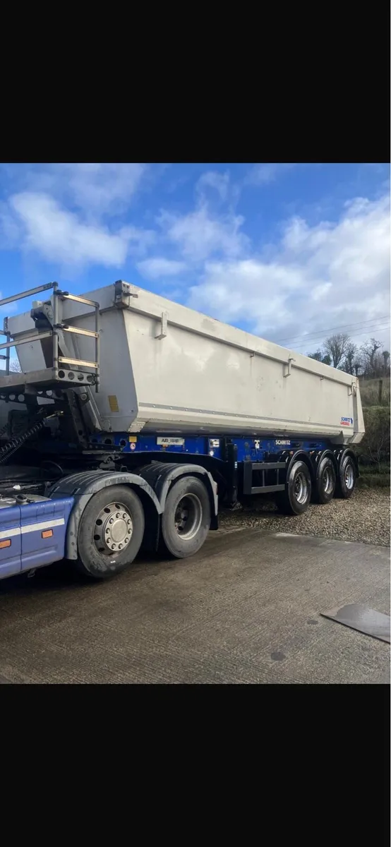 Schmitz tipping trailer - Image 1