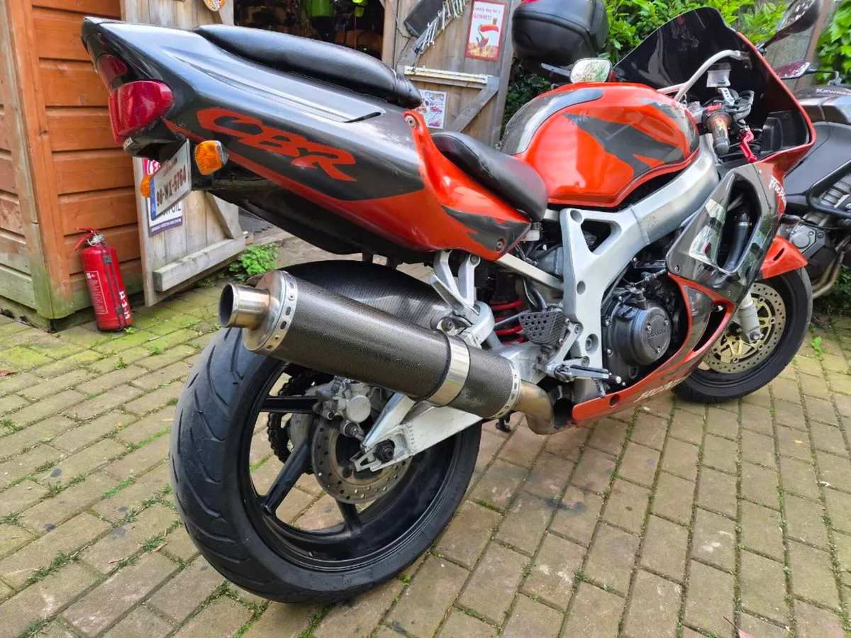 Honda fireblade - Image 2