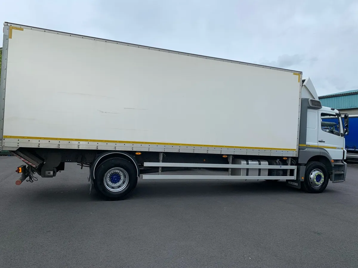 Mercedes axor 1824 - Image 3