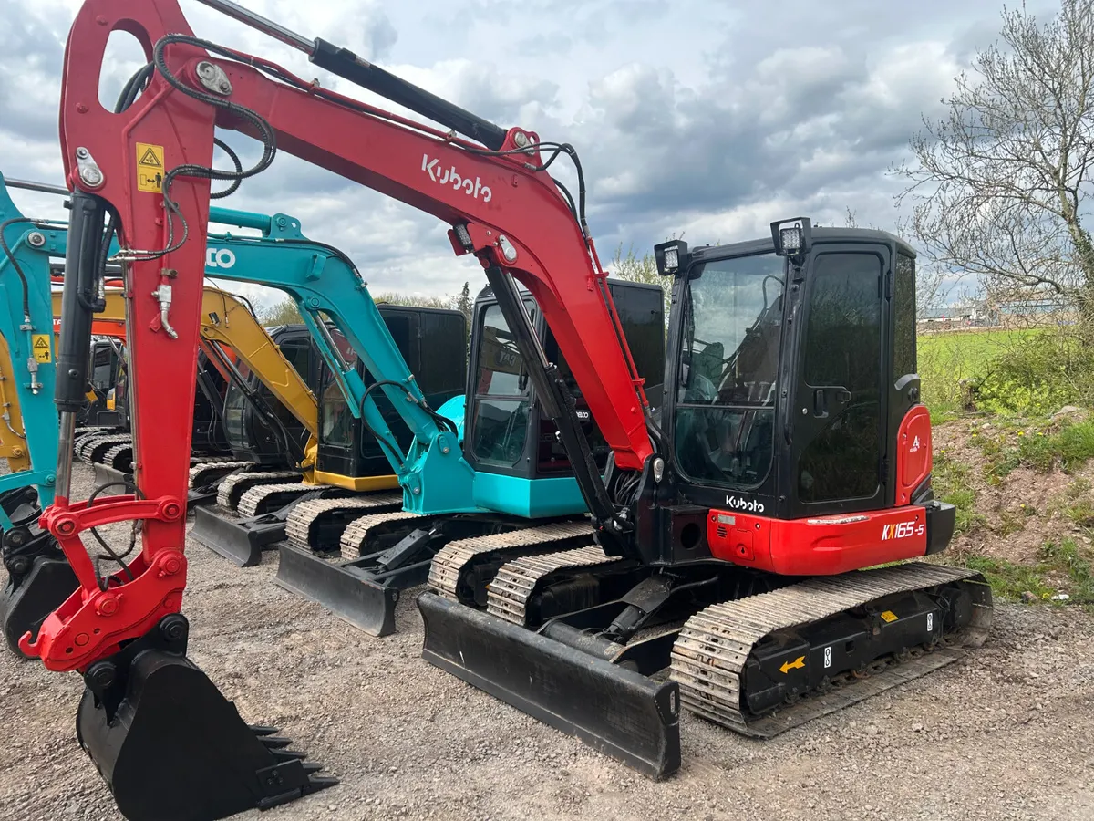 5 - 8 Tonne Diggers - - Priced To Sell - Image 4