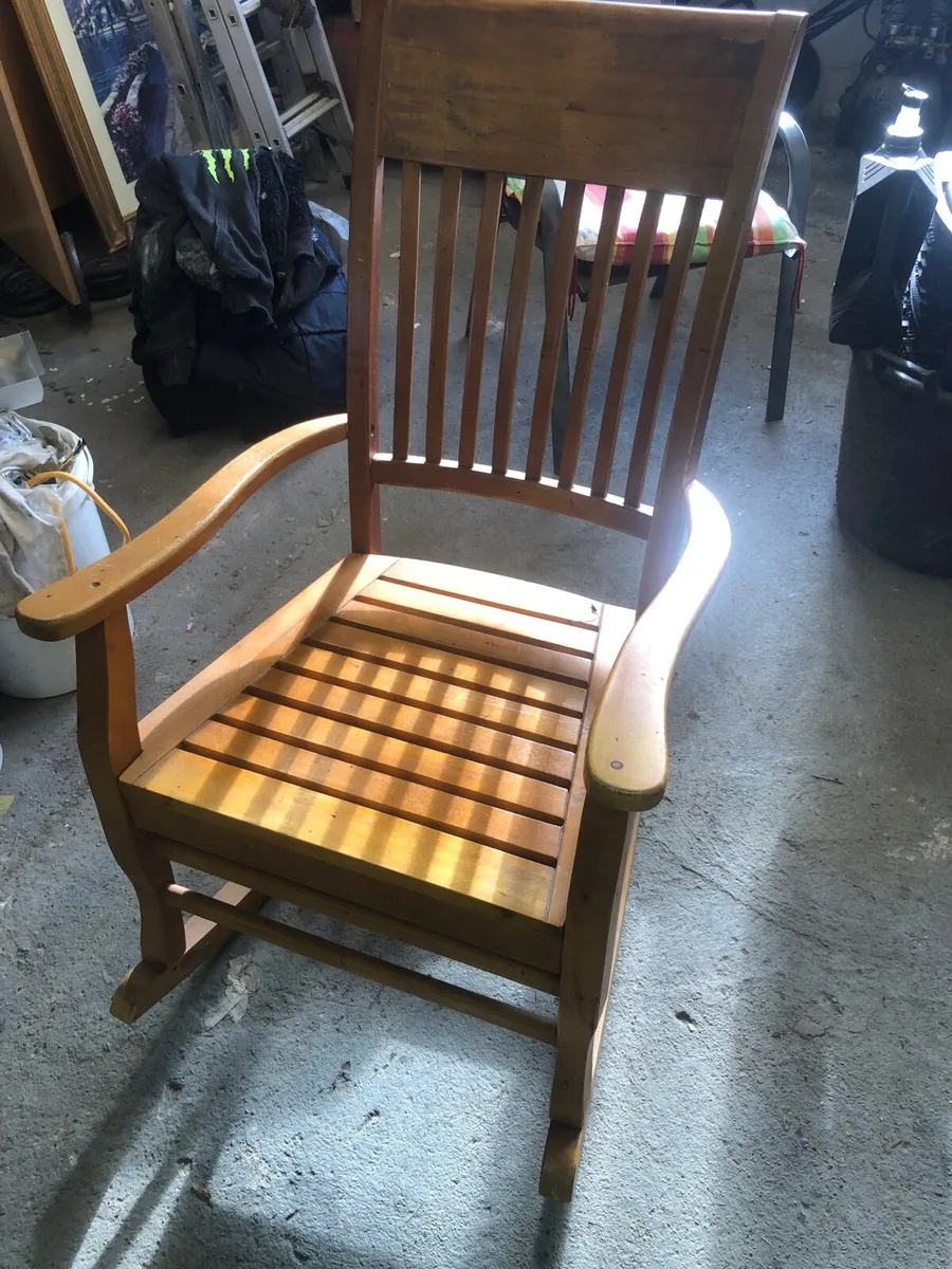 Rocking chair - Image 2