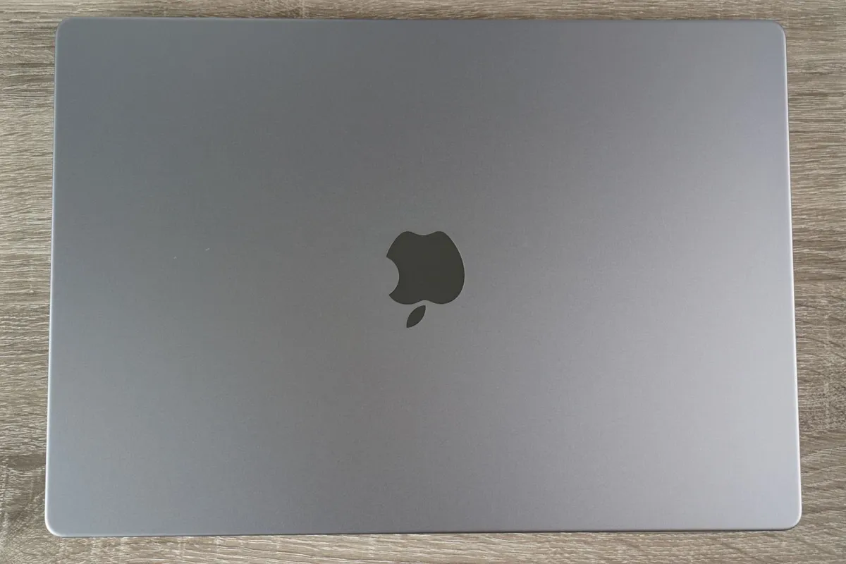 Macbook Pro 16" 32GB | M1 Pro | 512GB | 2021 - Image 4